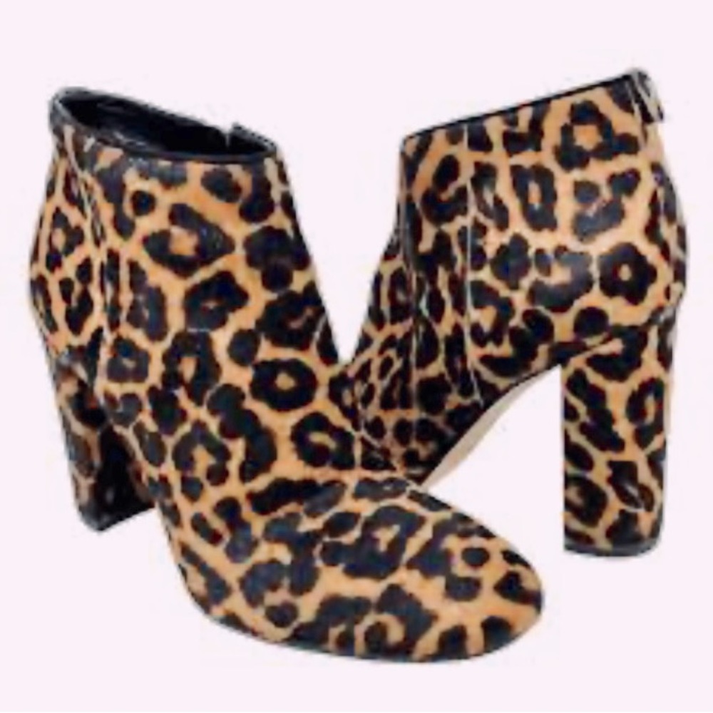 Sam Edelman Leopard Ankle Booties 🐆